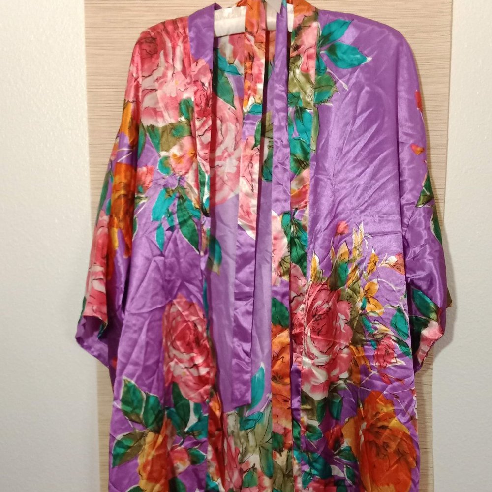 Floral Robe - Picture 2 of 6